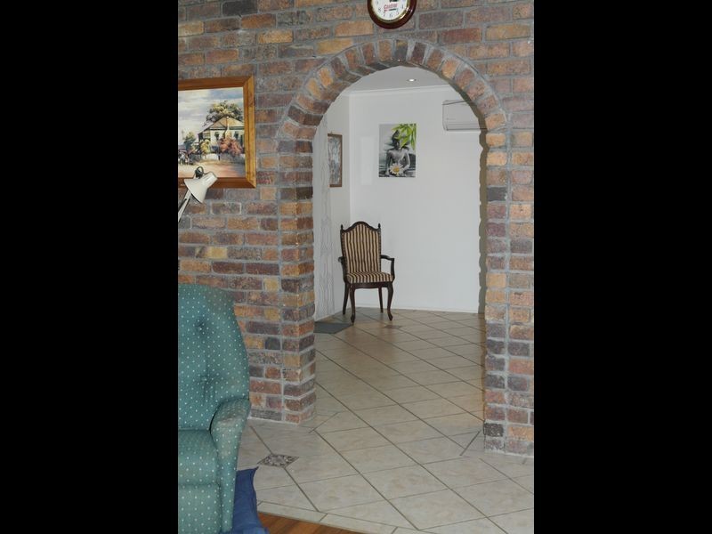 22 Deloraine Drive, Springwood QLD 4127