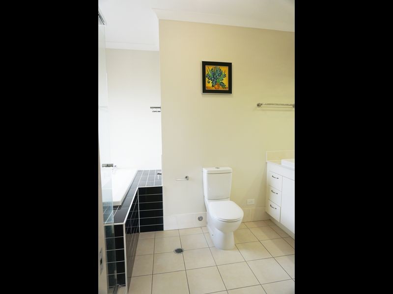 33 Algia Crescent, Underwood QLD 4119