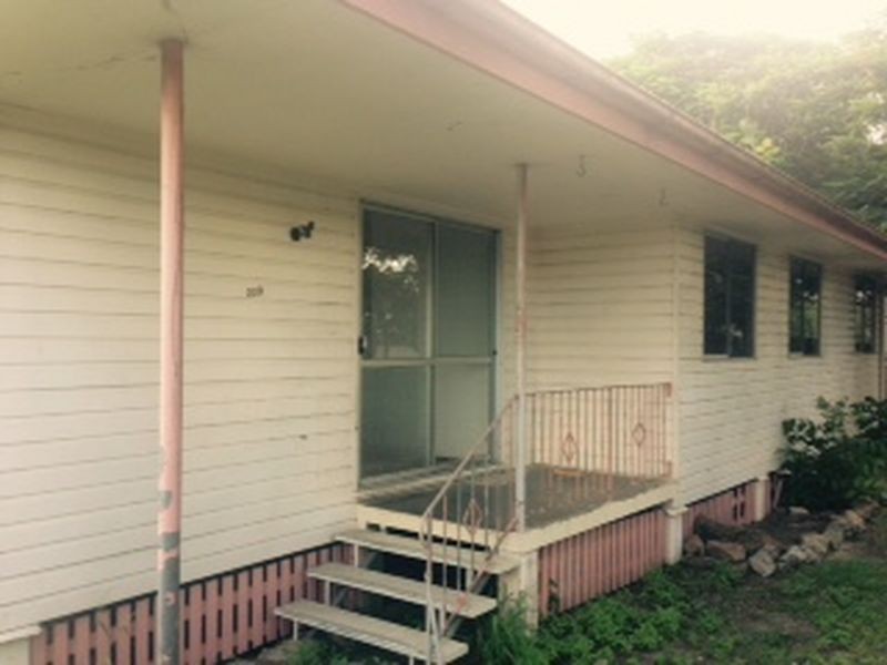 239 Kingston Road, Kingston QLD 4114