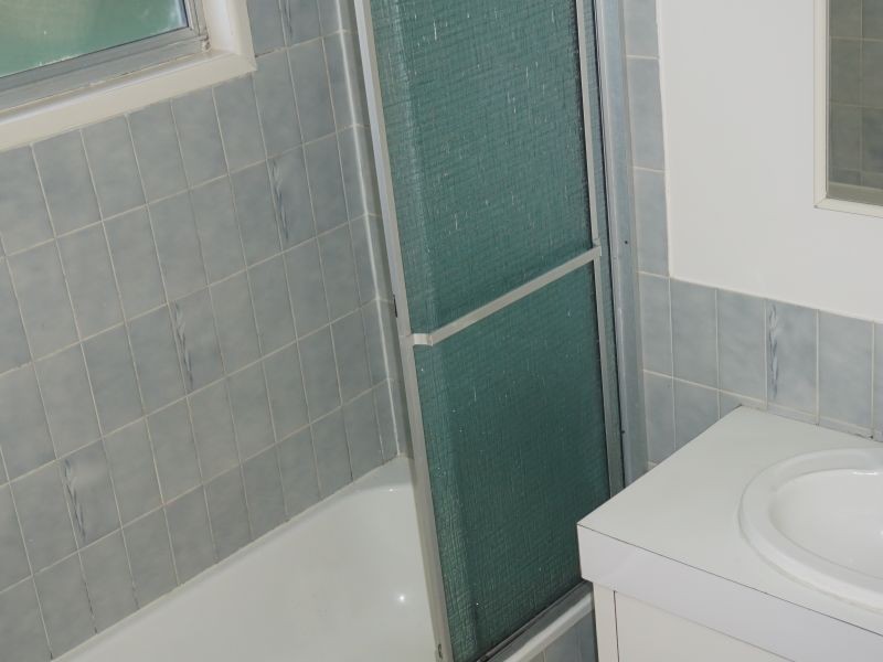 8 Whitcomb Street, Hillcrest QLD 4118