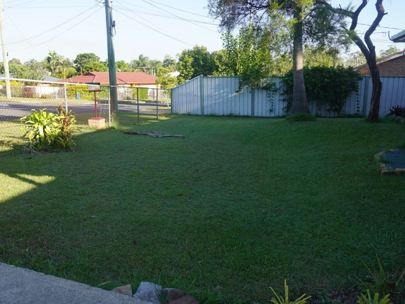 8 Whitcomb Street, Hillcrest QLD 4118