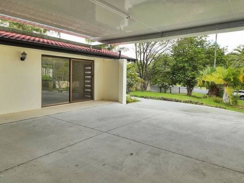9 Juanita Grove, Springwood QLD 4127