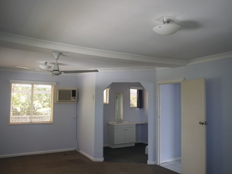 5 Sports Drive, Underwood QLD 4119