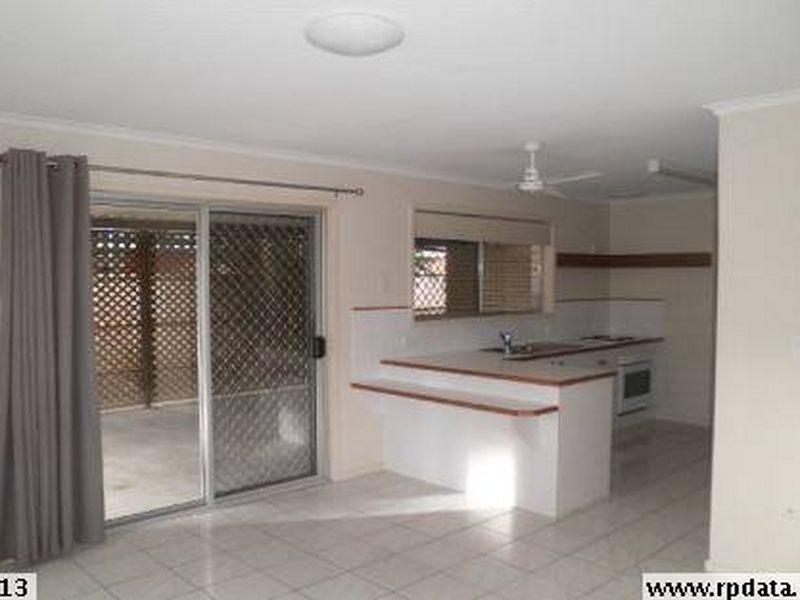 14 Donna Avenue, Springwood QLD 4127