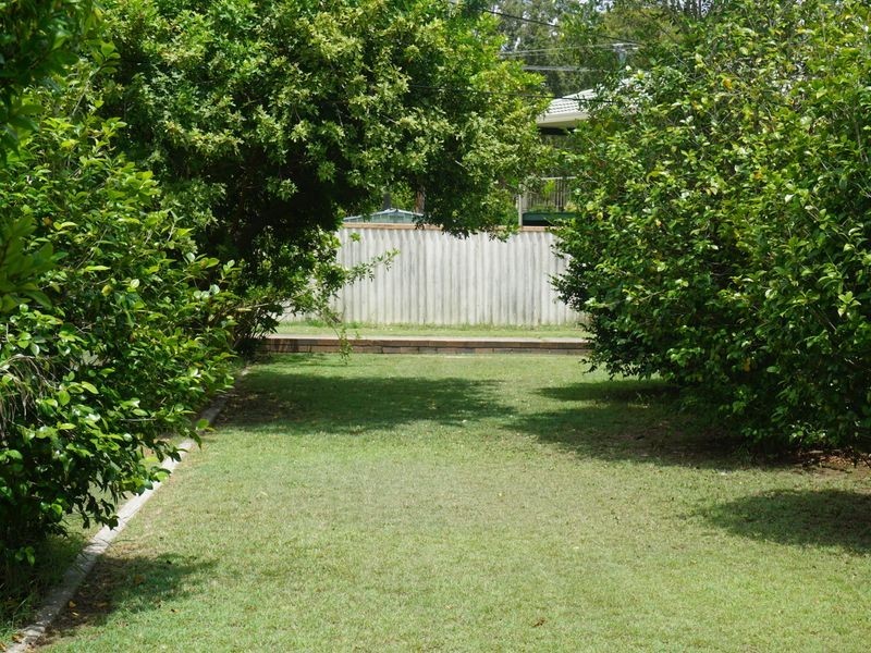 4 Simone Street, Boronia Heights QLD 4124