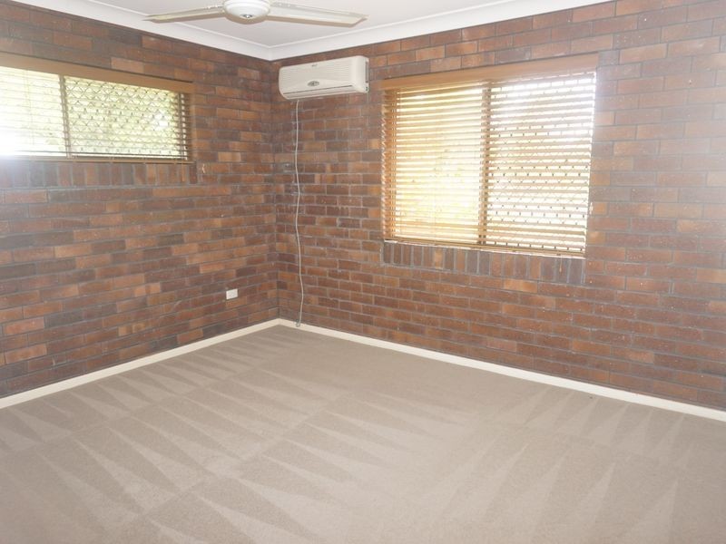 4 Simone Street, Boronia Heights QLD 4124