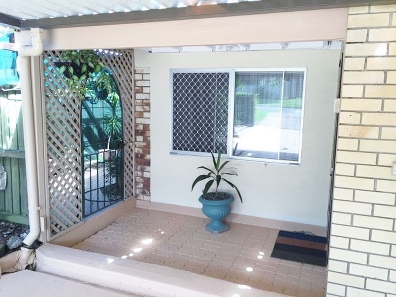 7 Robert Street, Loganlea QLD 4131