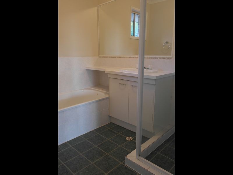 6/1 Farr Jones Court, Daisy Hill QLD 4127