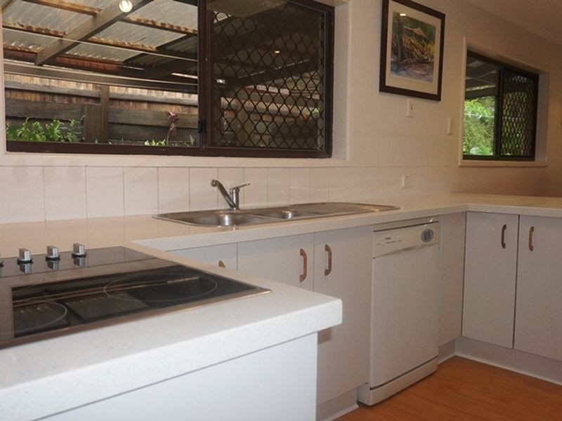 17 Rosewood Street, Daisy Hill QLD 4127