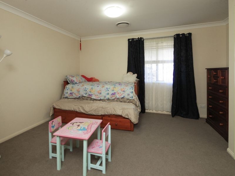 7 Ironbark Place, Heathwood QLD 4110