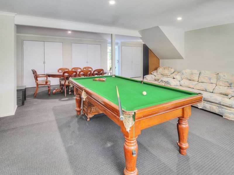 18 Raquel Ave, Springwood QLD 4127