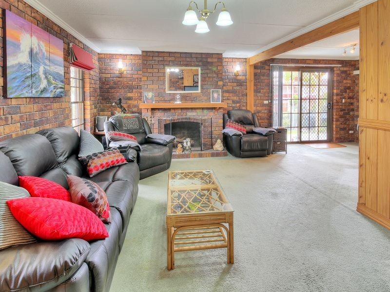 18 Elysium Road, Rochedale South QLD 4123