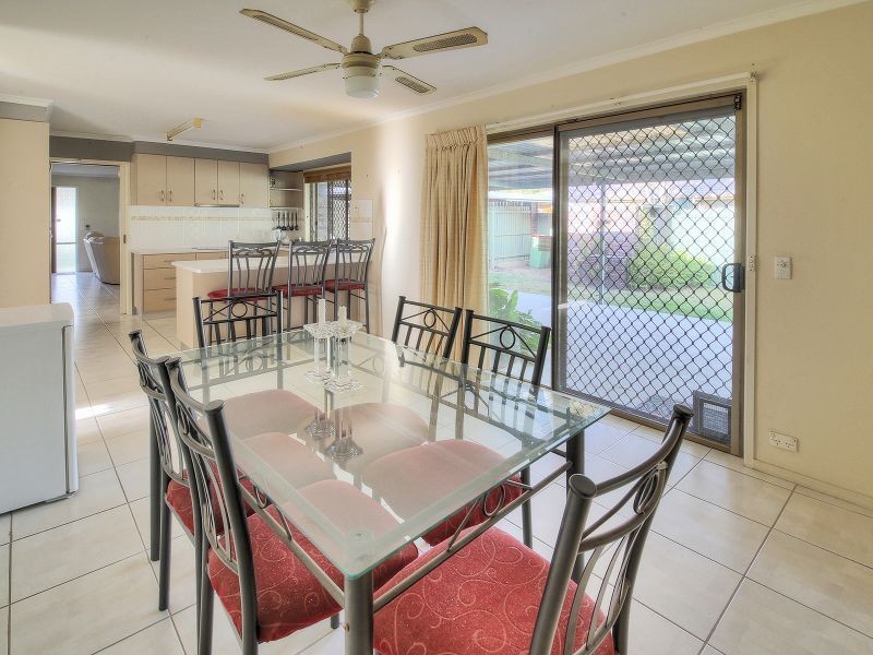 49 Caloola Drive, Springwood QLD 4127