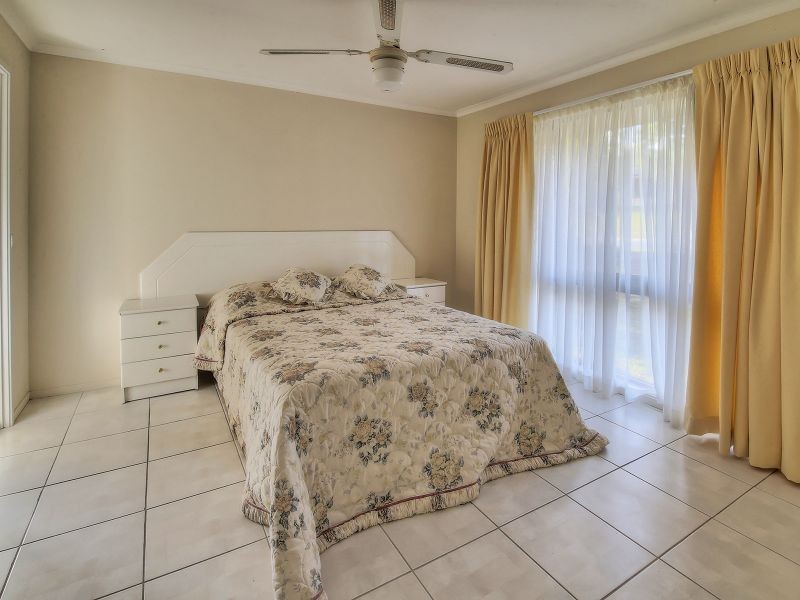 49 Caloola Drive, Springwood QLD 4127