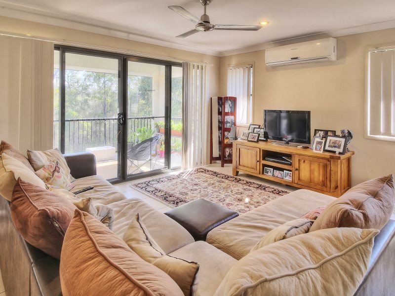 1 Yarraman Chase, Waterford QLD 4133