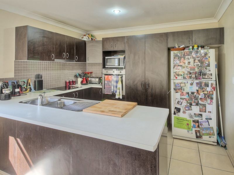 1 Yarraman Chase, Waterford QLD 4133