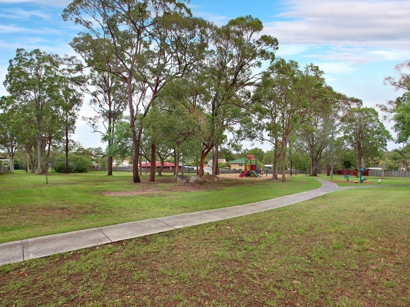 40 Gamenya Drive, Springwood QLD 4127