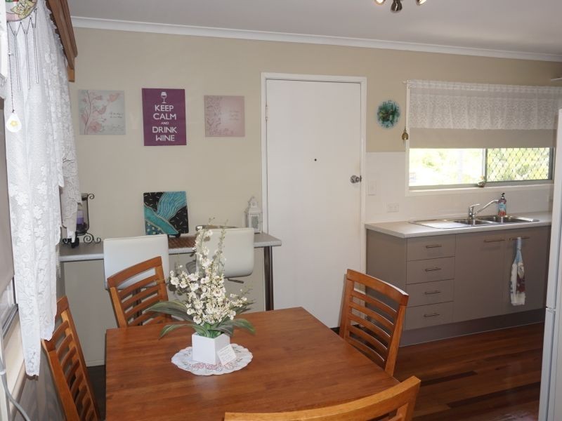 17 Lennox Court, Logan Central QLD 4114