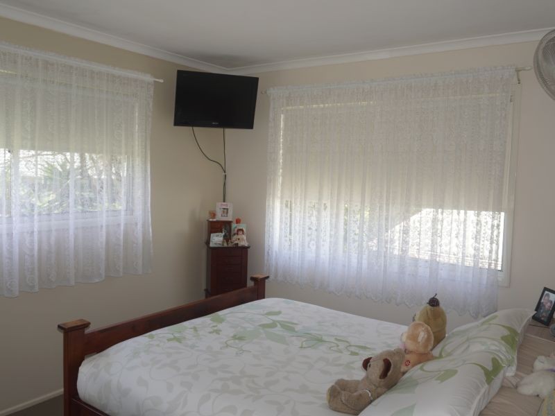 17 Lennox Court, Logan Central QLD 4114