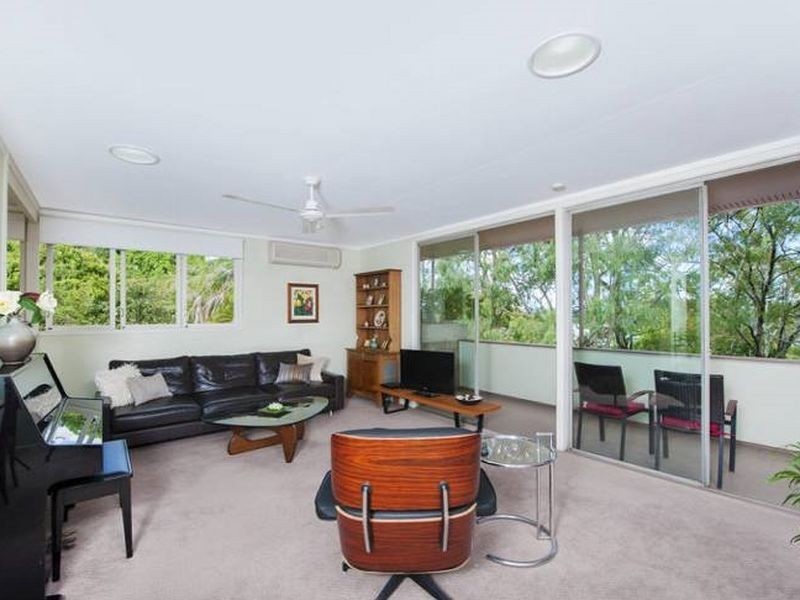 21 Collin Court, Kingston QLD 4114