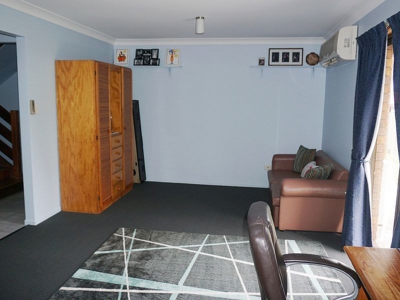 24 Rosewood Street, Daisy Hill QLD 4127