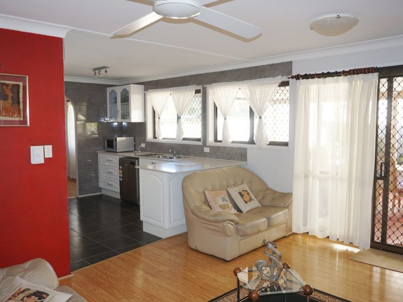 44 Barbaralla Drive, Springwood QLD 4127