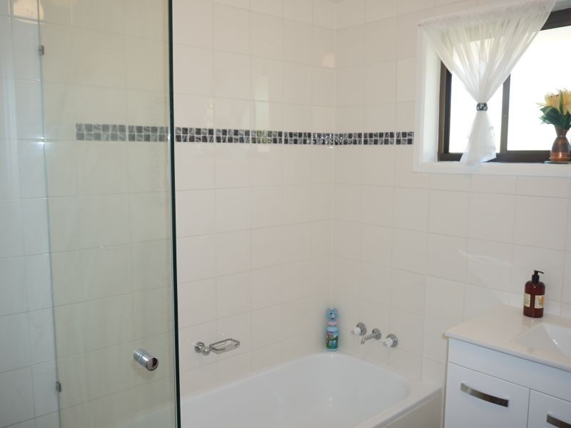 44 Barbaralla Drive, Springwood QLD 4127