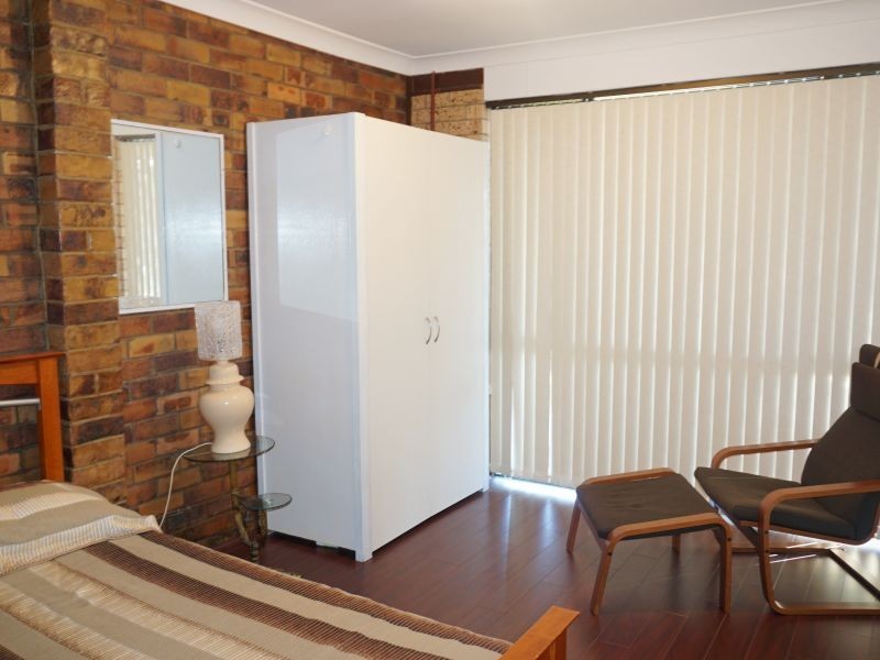 44 Barbaralla Drive, Springwood QLD 4127