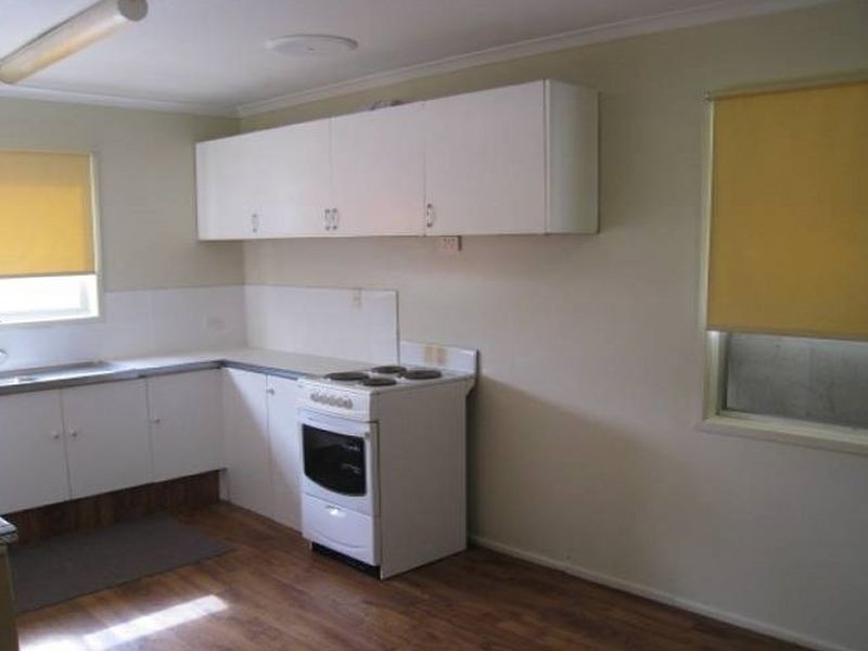 1 Balmoral Street, Slacks Creek QLD 4127