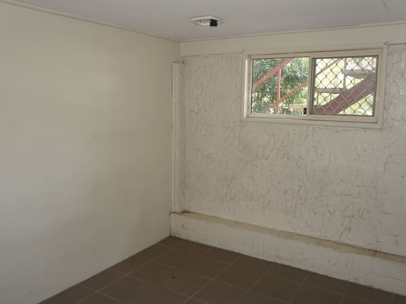1 Balmoral Street, Slacks Creek QLD 4127