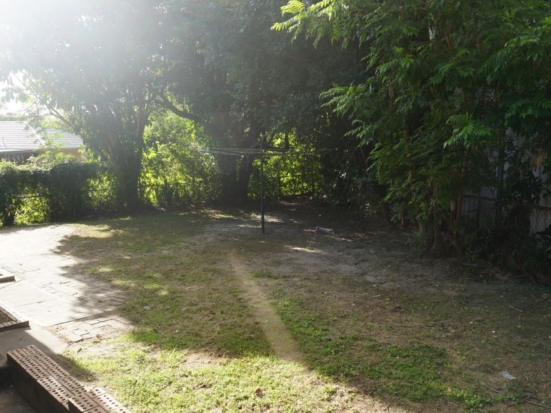 1 Balmoral Street, Slacks Creek QLD 4127