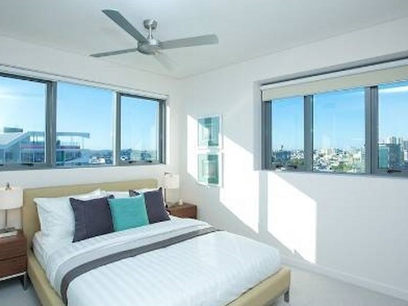 1135/16 HAMILTON PLACE, Bowen Hills QLD 4006