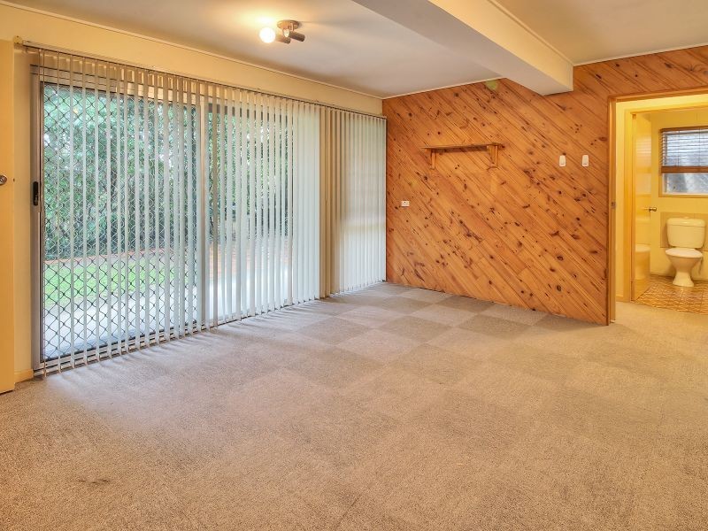 153 Springwood Road, Springwood QLD 4127