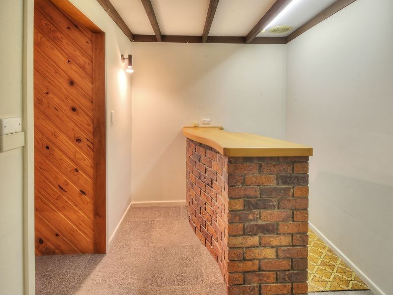 153 Springwood Road, Springwood QLD 4127