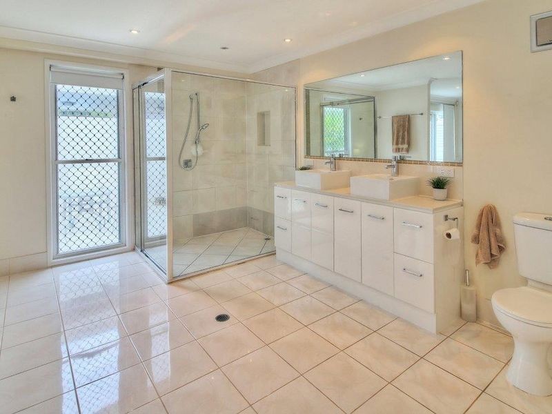 17 Oleander Street, Daisy Hill QLD 4127