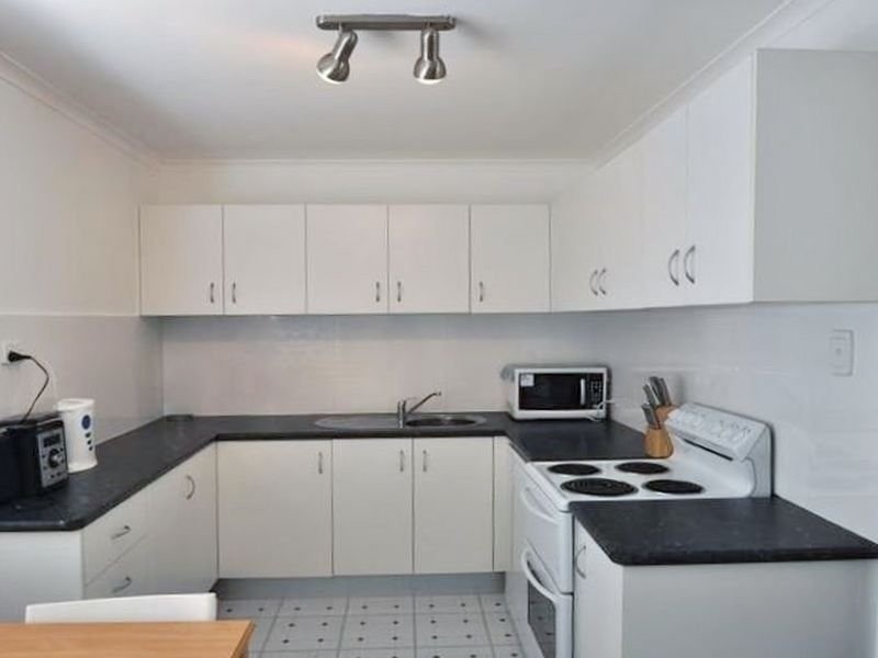17/28 Defiance Road, Logan Central QLD 4114