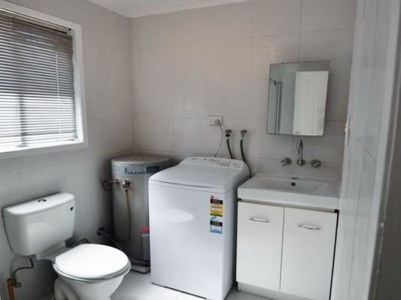 17/28 Defiance Road, Logan Central QLD 4114