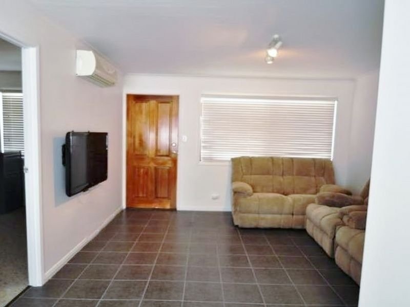 17/28 Defiance Road, Logan Central QLD 4114