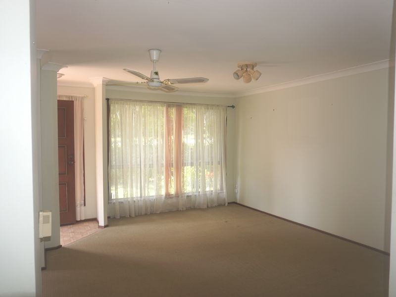 16 Oxley Circuit, Daisy Hill QLD 4127