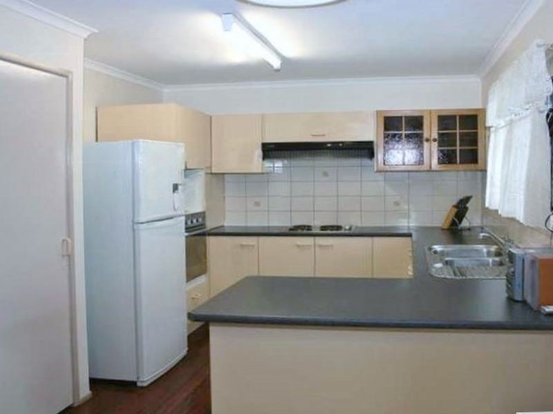 17 Sarah Street, Loganlea QLD 4131