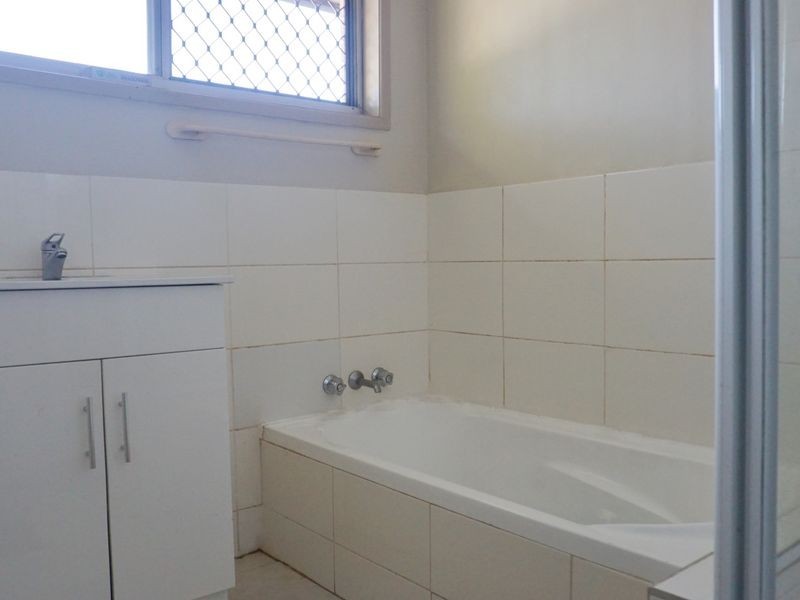 17 Sarah Street, Loganlea QLD 4131