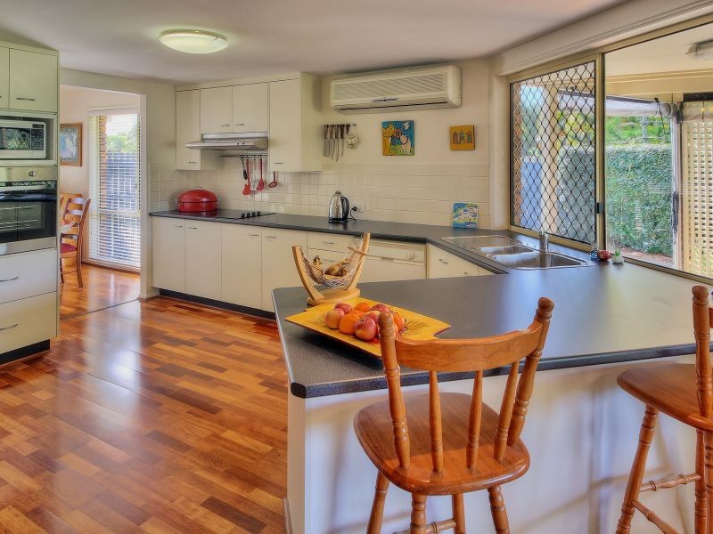 19 Paraburdoo Crescent, Shailer Park QLD 4128