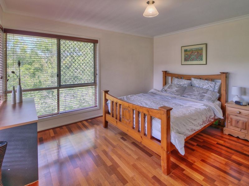 19 Paraburdoo Crescent, Shailer Park QLD 4128