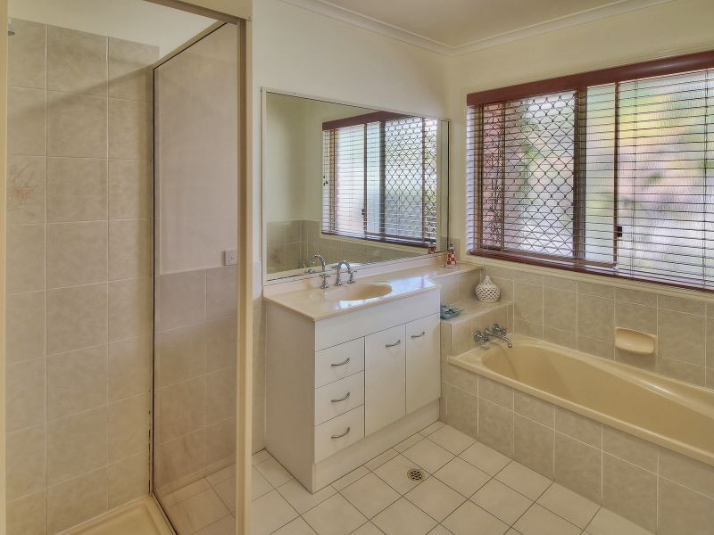 19 Paraburdoo Crescent, Shailer Park QLD 4128