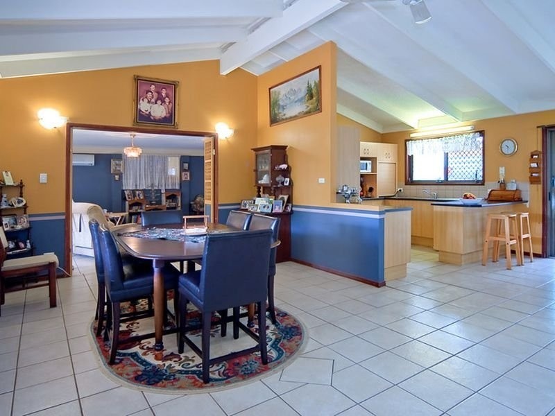 48 Lobelia Avenue, Daisy Hill QLD 4127