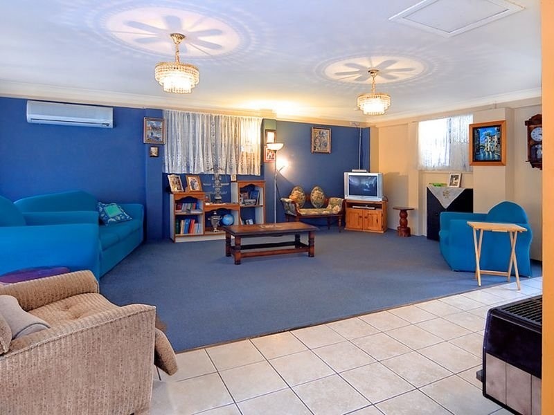 48 Lobelia Avenue, Daisy Hill QLD 4127