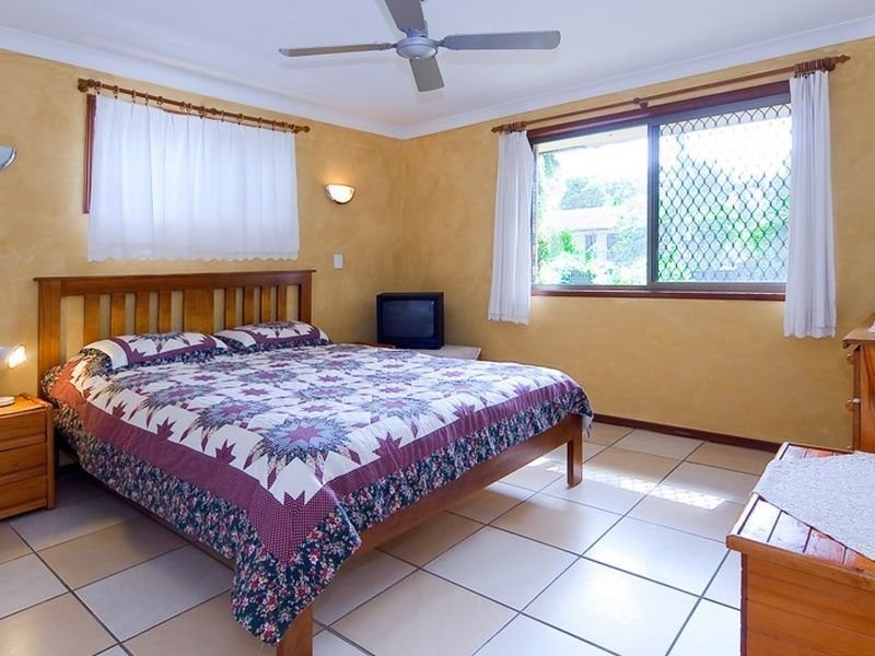 48 Lobelia Avenue, Daisy Hill QLD 4127