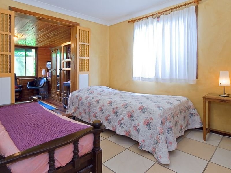 48 Lobelia Avenue, Daisy Hill QLD 4127