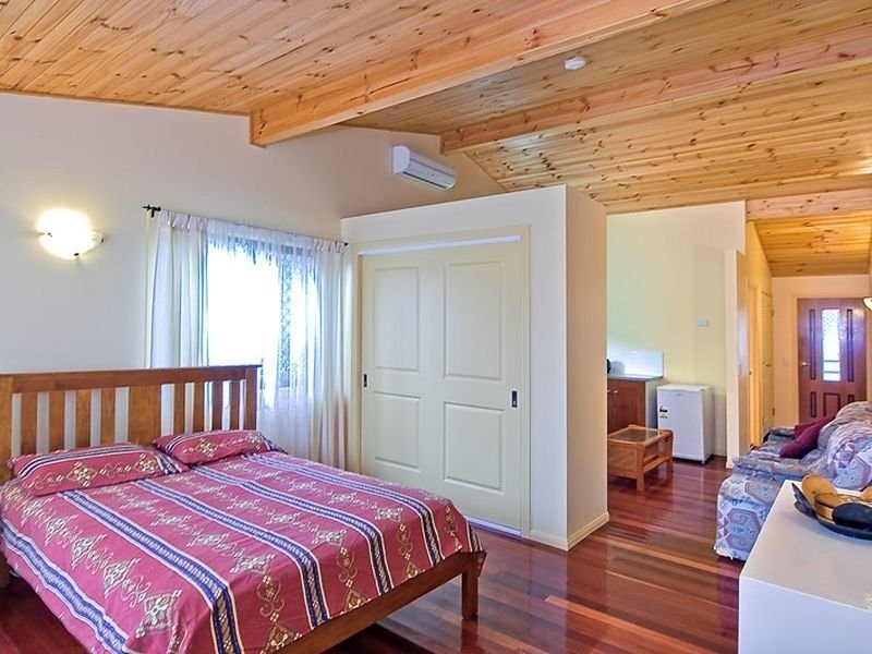 48 Lobelia Avenue, Daisy Hill QLD 4127