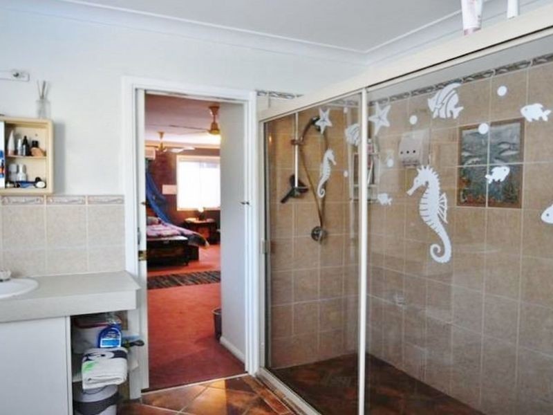 4 Mikaga Court, Woodridge QLD 4114